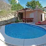 House Ivan Mimice