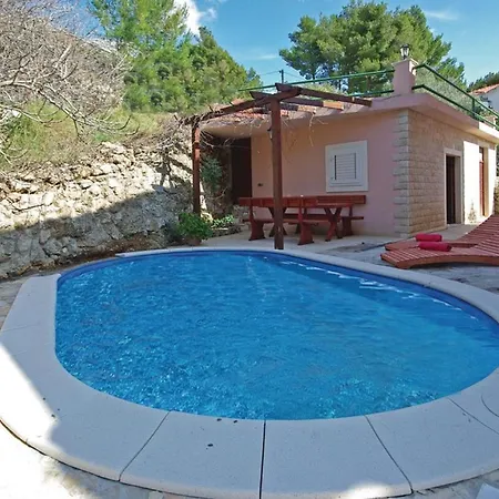 House Ivan Mimice